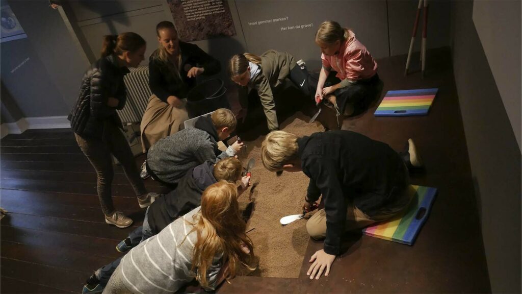 Arkæologi I Børnehøjde ArkæoLAB på Holbæk Museum